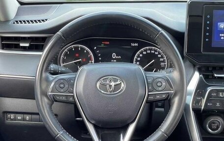 Toyota Venza, 2022 год, 2 450 443 рублей, 8 фотография