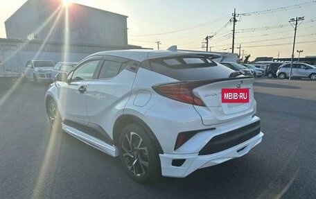 Toyota C-HR I рестайлинг, 2022 год, 1 604 000 рублей, 3 фотография
