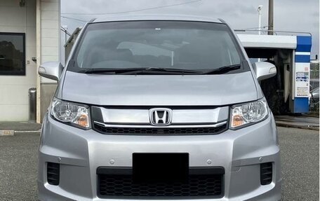 Honda Freed I, 2016 год, 975 000 рублей, 2 фотография