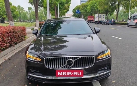 Volvo S90 II рестайлинг, 2021 год, 2 900 007 рублей, 2 фотография