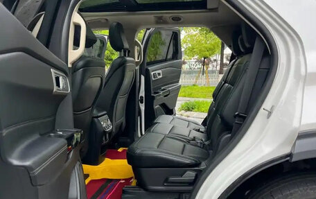 Ford Explorer VI, 2021 год, 2 700 000 рублей, 6 фотография