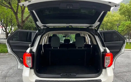 Ford Explorer VI, 2021 год, 2 700 000 рублей, 12 фотография