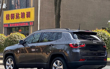 Jeep Compass II, 2021 год, 1 350 000 рублей, 4 фотография