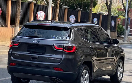 Jeep Compass II, 2021 год, 1 350 000 рублей, 6 фотография