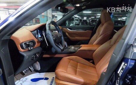 Maserati Levante I, 2021 год, 4 650 000 рублей, 5 фотография