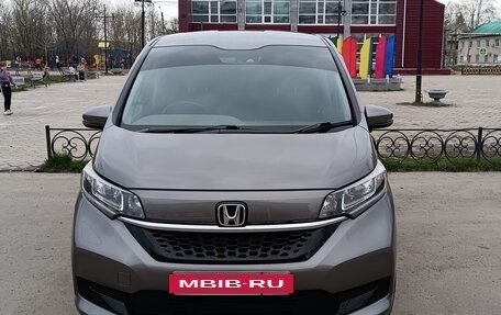 Honda Freed II, 2020 год, 1 530 000 рублей, 10 фотография