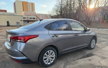 Hyundai Solaris II рестайлинг, 2021 год, 1 620 000 рублей, 5 фотография