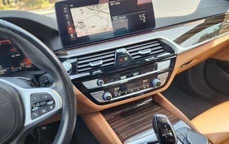 BMW 5 серия, 2021 год, 3 450 000 рублей, 11 фотография