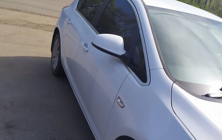 Opel Astra J, 2014 год, 980 000 рублей, 1 фотография