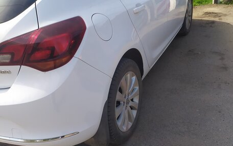 Opel Astra J, 2014 год, 980 000 рублей, 4 фотография