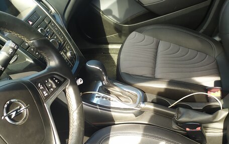 Opel Astra J, 2014 год, 980 000 рублей, 10 фотография