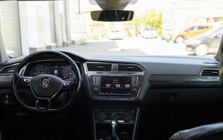 Volkswagen Tiguan II, 2017 год, 2 230 000 рублей, 10 фотография