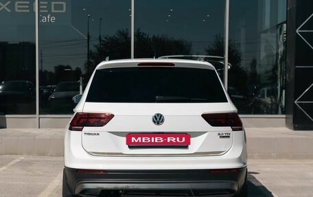 Volkswagen Tiguan II, 2017 год, 2 230 000 рублей, 6 фотография