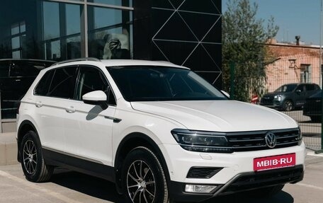 Volkswagen Tiguan II, 2017 год, 2 230 000 рублей, 3 фотография