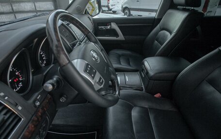 Toyota Land Cruiser 200, 2015 год, 4 587 000 рублей, 10 фотография