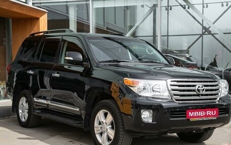 Toyota Land Cruiser 200, 2015 год, 4 587 000 рублей, 3 фотография