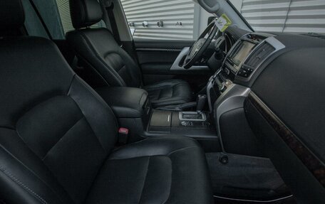 Toyota Land Cruiser 200, 2015 год, 4 587 000 рублей, 21 фотография
