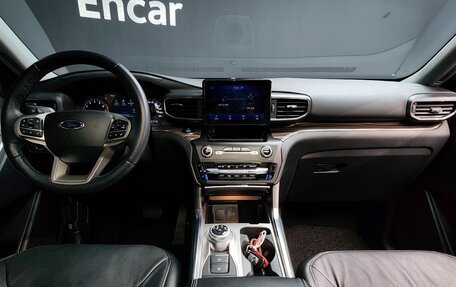 Ford Explorer VI, 2021 год, 2 943 000 рублей, 12 фотография