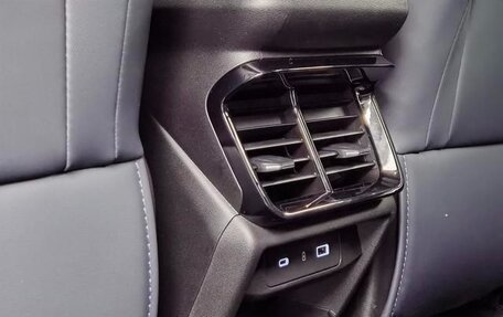 Geely Atlas, 2024 год, 2 250 999 рублей, 22 фотография