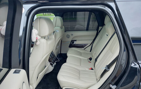 Land Rover Range Rover IV рестайлинг, 2015 год, 7 500 000 рублей, 20 фотография