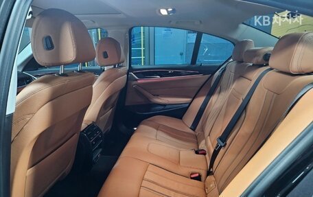 BMW 5 серия, 2021 год, 2 600 000 рублей, 7 фотография