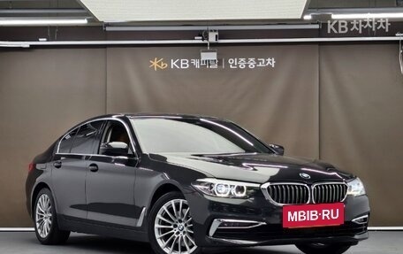 BMW 5 серия, 2021 год, 2 600 000 рублей, 2 фотография