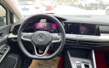 Volkswagen Golf VIII, 2021 год, 1 589 000 рублей, 12 фотография