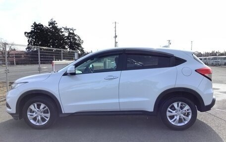 Honda Vezel, 2021 год, 1 345 000 рублей, 5 фотография