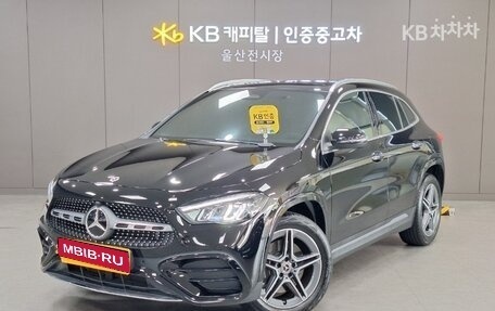 Mercedes-Benz GLA, 2024 год, 4 800 000 рублей, 1 фотография