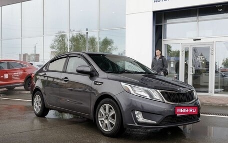 KIA Rio III рестайлинг, 2013 год, 950 000 рублей, 1 фотография