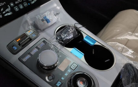 Genesis GV70, 2025 год, 5 980 000 рублей, 13 фотография