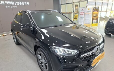 Mercedes-Benz GLA, 2024 год, 4 800 000 рублей, 4 фотография