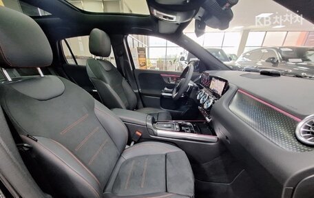 Mercedes-Benz GLA, 2024 год, 4 800 000 рублей, 23 фотография
