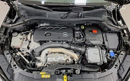 Mercedes-Benz GLA, 2024 год, 4 800 000 рублей, 26 фотография