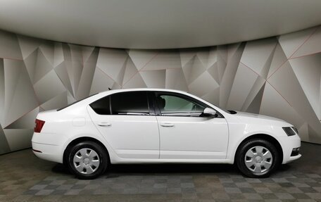Skoda Octavia, 2019 год, 1 725 000 рублей, 6 фотография