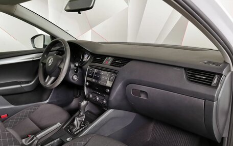 Skoda Octavia, 2019 год, 1 725 000 рублей, 9 фотография