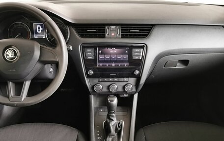 Skoda Octavia, 2019 год, 1 725 000 рублей, 11 фотография