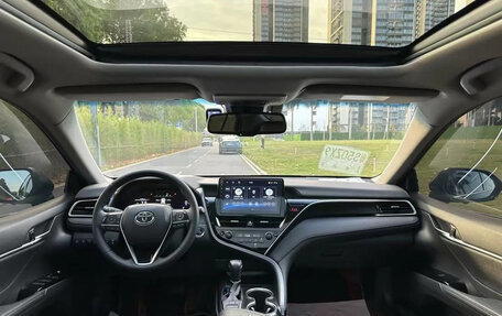 Toyota Camry, 2022 год, 2 725 000 рублей, 4 фотография