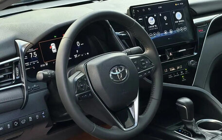 Toyota Camry, 2022 год, 2 725 000 рублей, 3 фотография