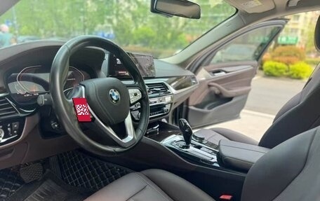 BMW 5 серия, 2020 год, 3 200 000 рублей, 4 фотография