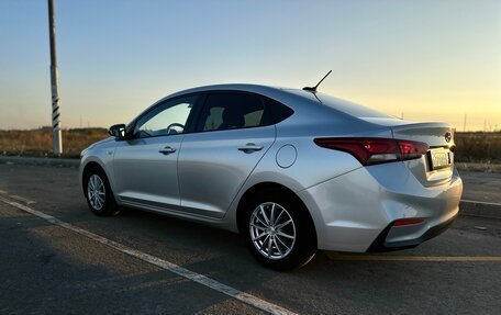 Hyundai Solaris II рестайлинг, 2019 год, 1 670 000 рублей, 2 фотография
