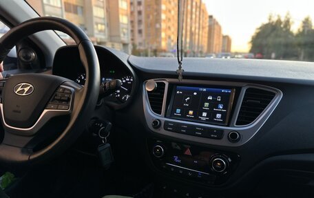 Hyundai Solaris II рестайлинг, 2019 год, 1 670 000 рублей, 7 фотография