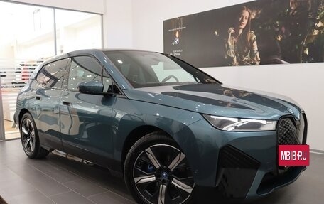BMW iX, 2023 год, 7 990 000 рублей, 8 фотография