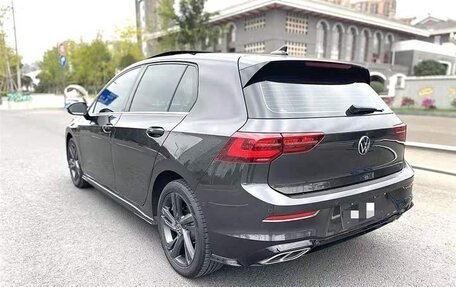 Volkswagen Golf VIII, 2021 год, 1 650 000 рублей, 2 фотография