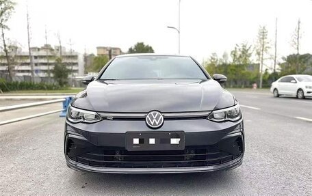 Volkswagen Golf VIII, 2021 год, 1 650 000 рублей, 3 фотография