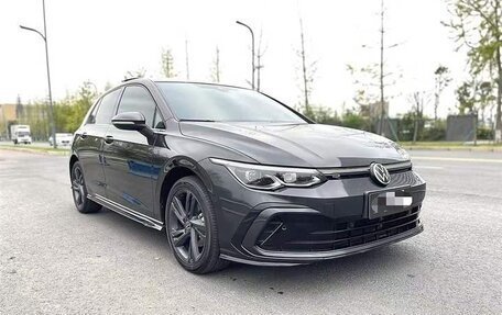 Volkswagen Golf VIII, 2021 год, 1 650 000 рублей, 6 фотография