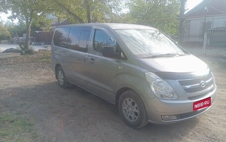 Hyundai Grand Starex Grand Starex I рестайлинг 2, 2011 год, 2 200 000 рублей, 6 фотография