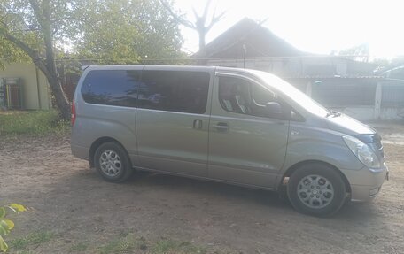 Hyundai Grand Starex Grand Starex I рестайлинг 2, 2011 год, 2 200 000 рублей, 13 фотография