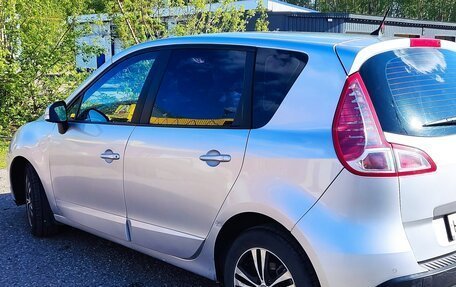 Renault Scenic III, 2011 год, 790 000 рублей, 6 фотография