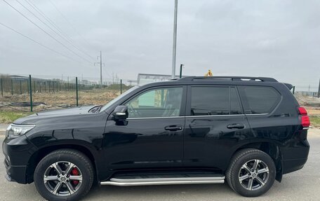 Toyota Land Cruiser Prado 150 рестайлинг 2, 2018 год, 3 490 000 рублей, 5 фотография